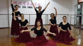 简易成人爱国独舞视频,简易成人独舞视频魅力展现